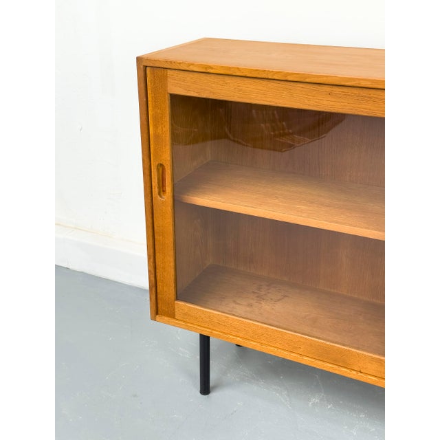 Mid-Century Modern Danish Oak Display Case from Brouer, 1960s For Sale - Image 3 of 18