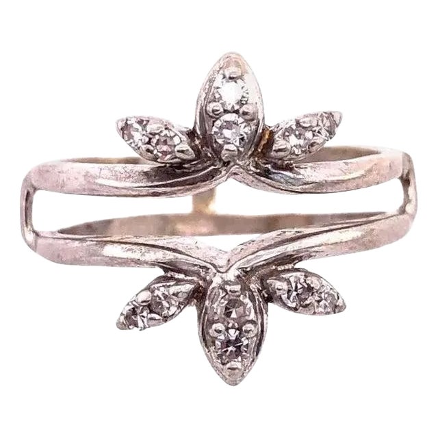 14 Karat White Gold Interlocking Engagement Ring Guard For Sale