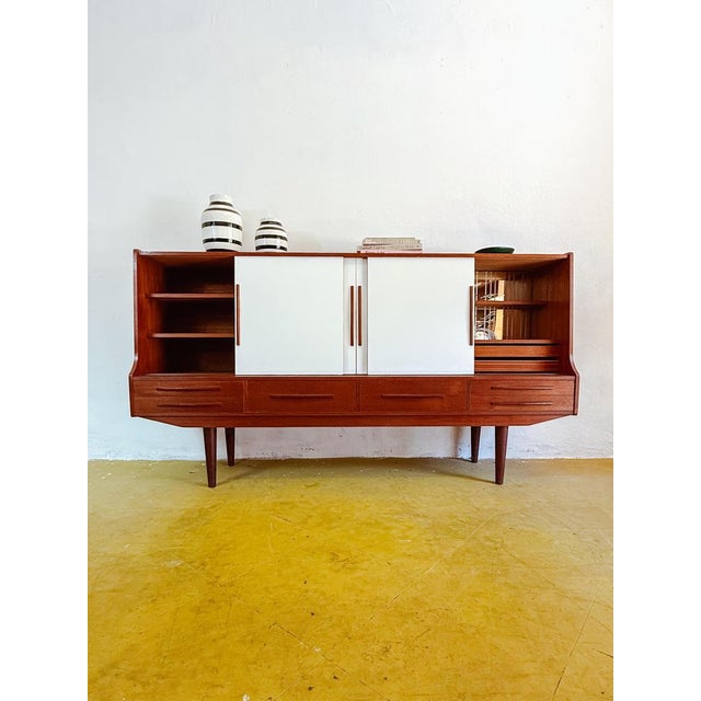 Mid-Century Danish Sideboard, 1950s, in Restored conditions. Designed 1950 to 1959
