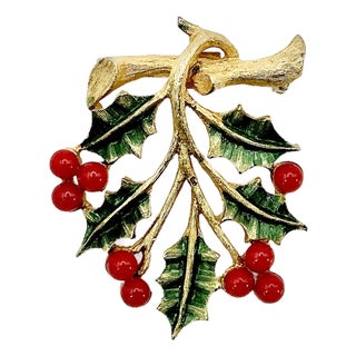 1970s Vintage Boho Chic Americana Christmas Holly Branch With Berries Brooch, Jonette Jewelry For Sale