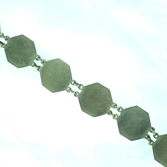 Vintage 1920s Art Deco Emerald Vauxhall Glass Bracelet For Sale - Image 9 of 10