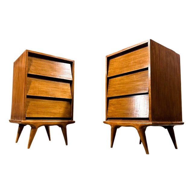 Architectural Pair of Brazilian Modern Side Tables With Drawers in Ivory Wood, 1950s For Sale