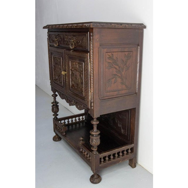 French Buffet in Chesnut, Late 19th Century For Sale - Image 4 of 18