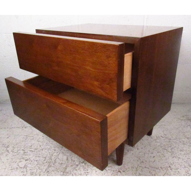 1960s 1960s Single Mid-Century Nightstand by American of Martinsville For Sale - Image 5 of 7
