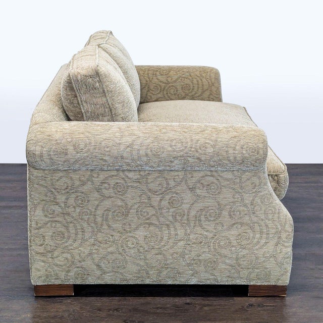 Traditional Patterned Loveseat With Rolled Arms For Sale - Image 4 of 9