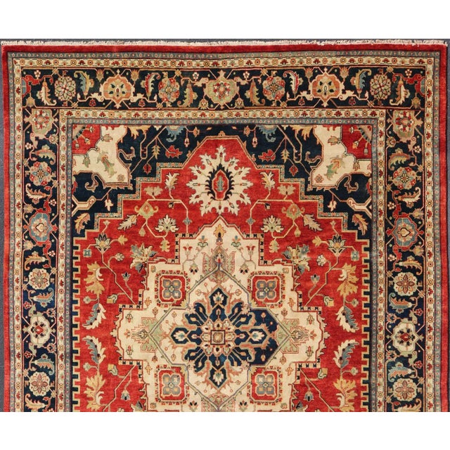 Large Hand-Knotted Serapi-Heriz With Geometric Medallion Design by Keivan Woven Arts For Sale - Image 10 of 12