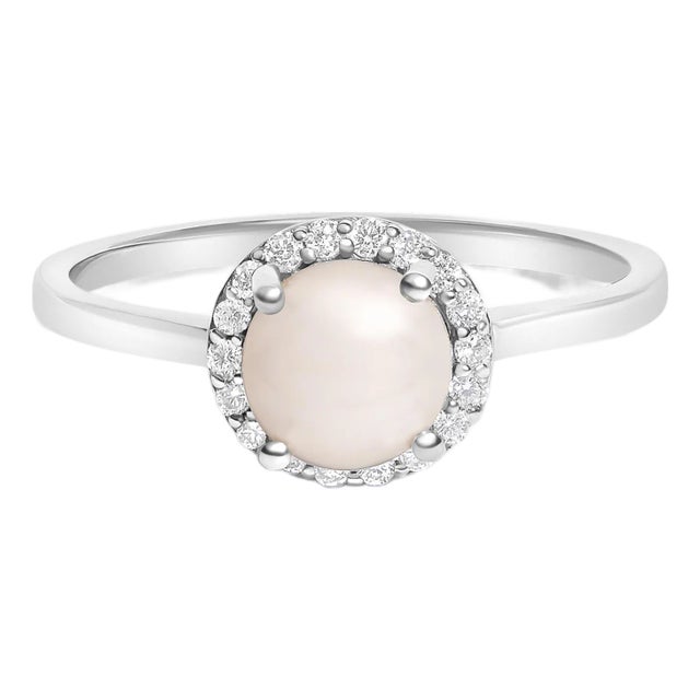 10K White Gold Pearl and 1/10 Cttw Diamond Halo Ring For Sale