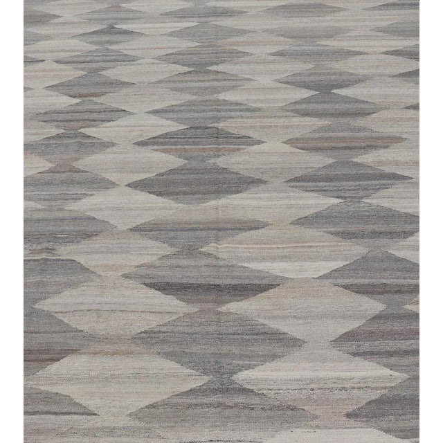 Large Pattern With All-Over Modern Design Flat-Weave Kilim in Natural Tones, Flat-weave Kilim rug with multi colors,...