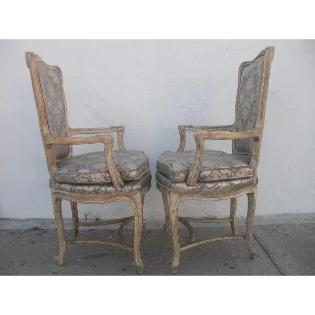 French Provincial Mid 20th Century Damask Upholstered Vintage French Provincial Louis XV Armchairs- a Pair For Sale - Image 3 of 10