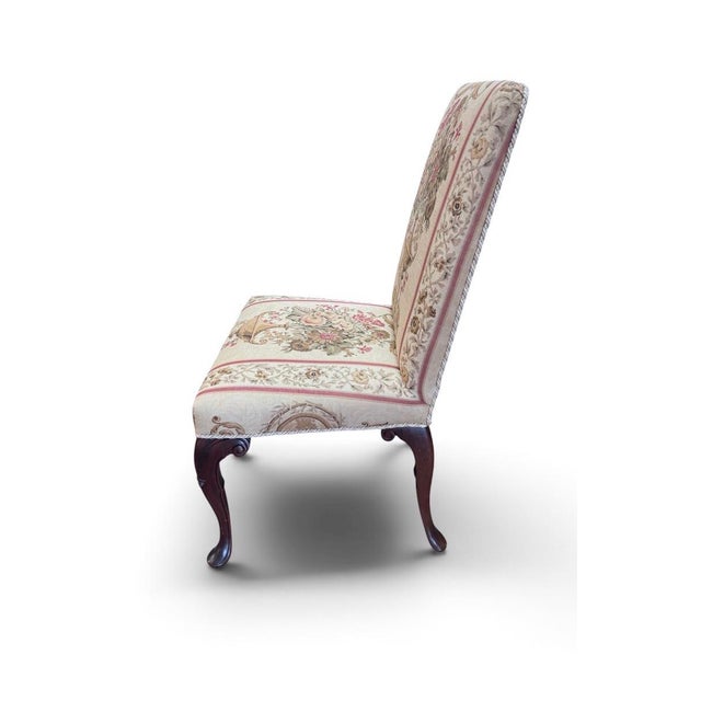 Late 20th Century Set of 8 Traditional Carved Mahogany-Finish Dining Chairs With Floral Tapestry Upholstery For Sale - Image 5 of 8