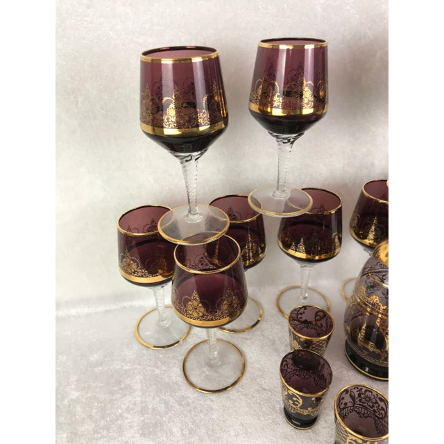 Vintage Italian Murano Venetian Amethyst & 22k Gold Barware Set — 20 Pieces For Sale - Image 4 of 11