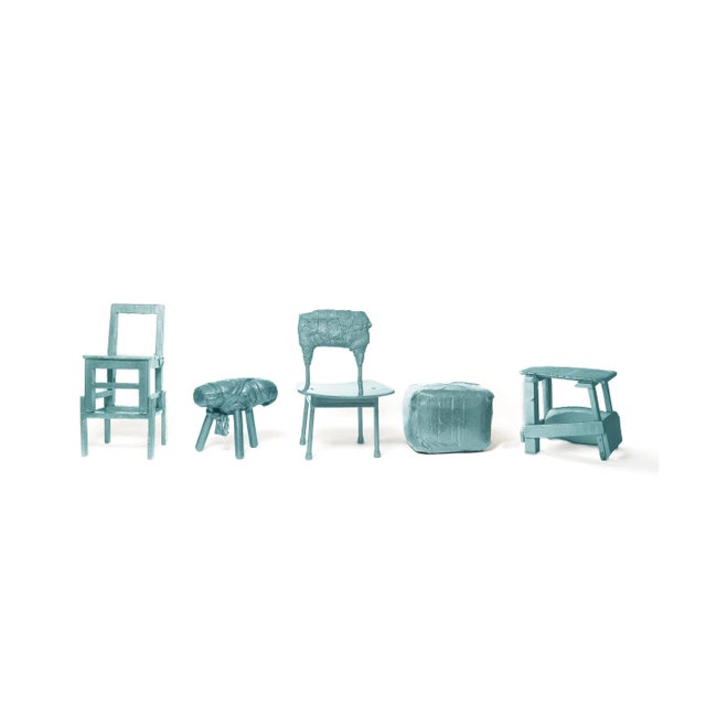 As a response to the extremely fast growing metropolis Beijing, in which temporality and obsolescence seem to menace each...