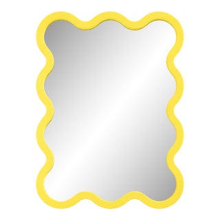 Medium Contemporary Sculptural Wavy Wall Mirror – Hvyli 10 by Oitoproducts For Sale