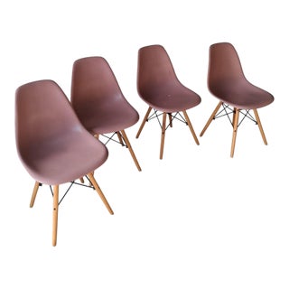 1970s Meet the UrbanMod Shell Chair Collection 4 For Sale