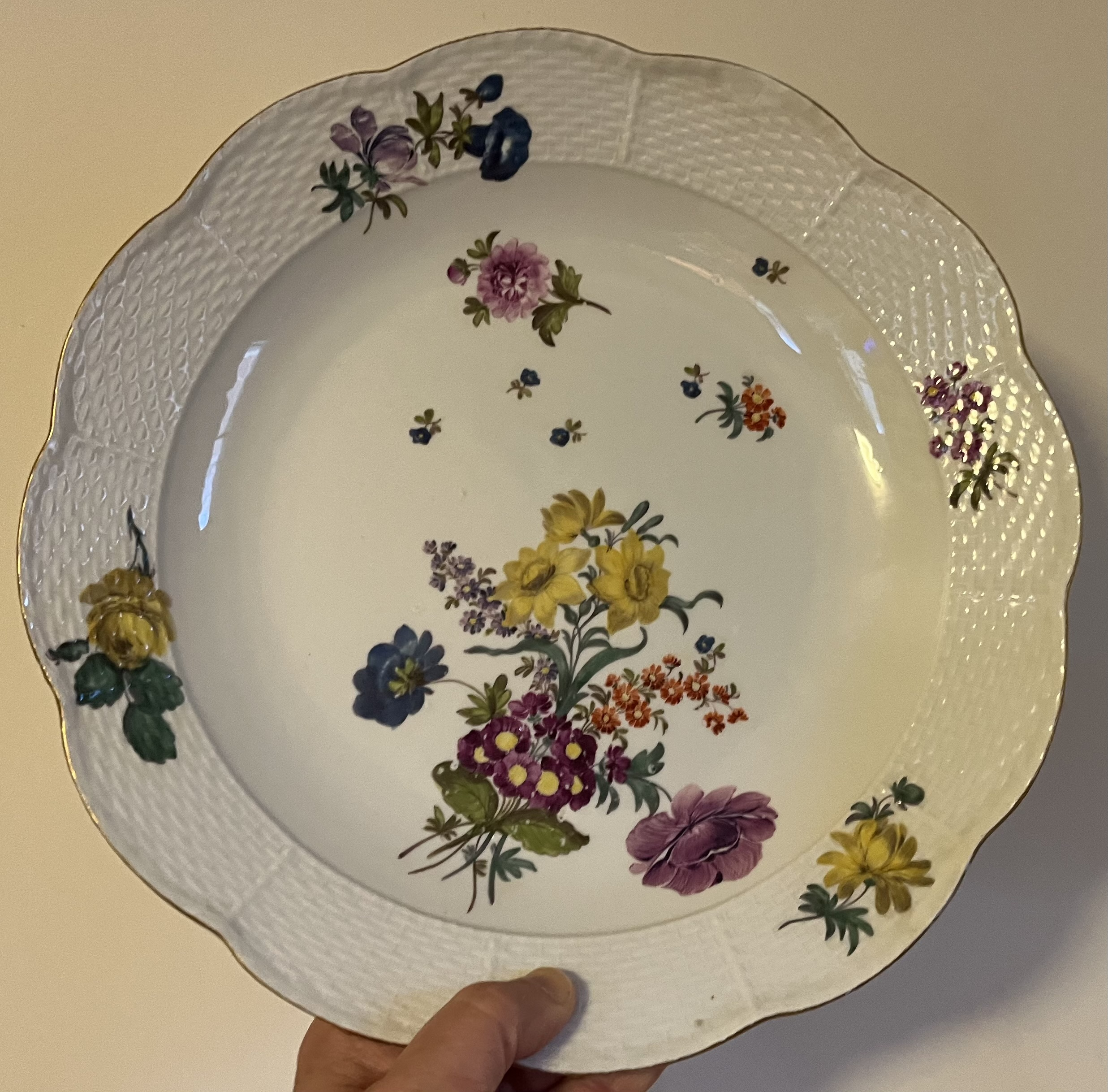 Antique 18th Century Meissen Porcelain Charger Deep Dish Platter