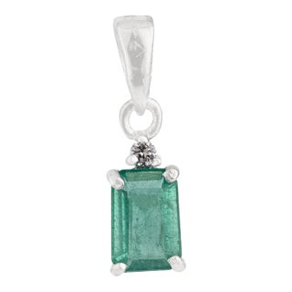 Emerald & Diamond Prong Pendant in 925 Sterling Silver For Sale