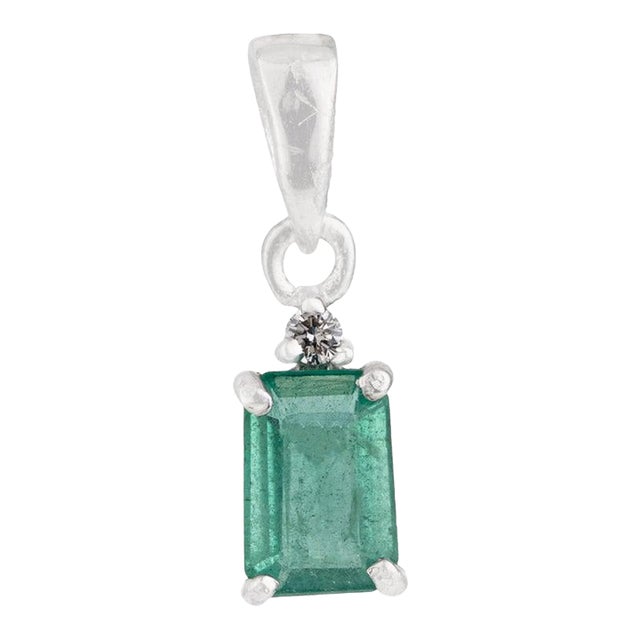 Emerald & Diamond Prong Pendant in 925 Sterling Silver For Sale
