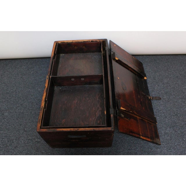 Early 19th Century Colonial Stained Maple Handmade Travel Trunk / Chest With Hinged Top For Sale - Image 9 of 13