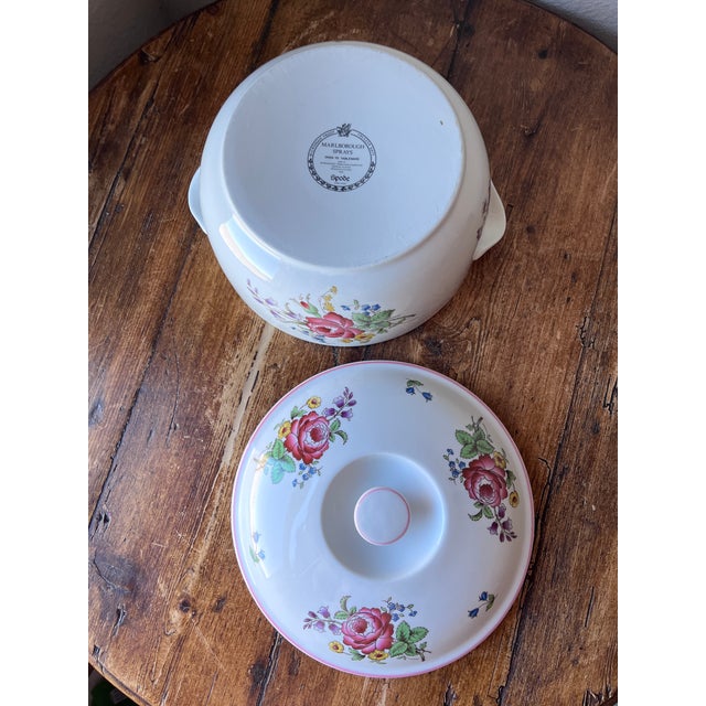 Ceramic 1990s Spode Marlborough Sprays Collection Serveware 2.5 Quarts Casserole Dish For Sale - Image 7 of 7