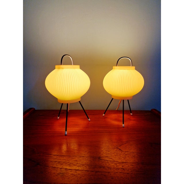 Tripod Lamps in Pale Green Pleated Celluloid, 1960s, Set of 2 For Sale - Image 15 of 18