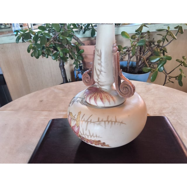 Antique German Porcelain Footed Vase With the Mark of Rudolstadt and Straus, Handpainted Cockatoos For Sale - Image 4 of 17