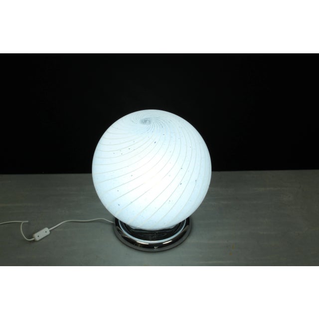 Mid-Century Swirl Murano Glass Ball Table Lamp with Chrome Base, 1970s For Sale - Image 6 of 13