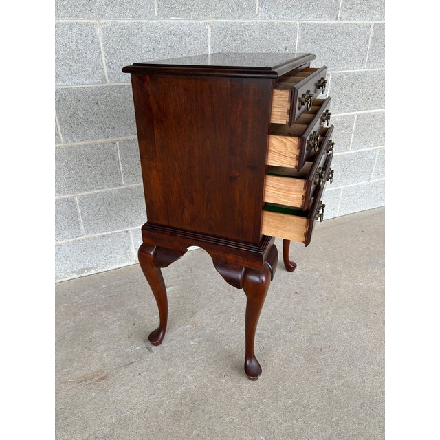 Traditional Cresent Furniture Georgian Style Cherry 4 Drawer Silver Chest For Sale - Image 3 of 9