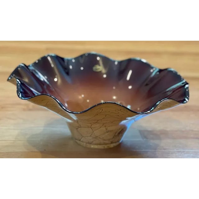 Late 20th Century Vintage Hand-Blown Jozefina Ruffled Art Glass Plum- and Champagne-Colored Bowl For Sale - Image 4 of 10