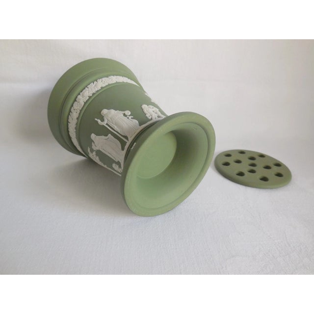 Wedgwood Vintage Wedgwood Sage Green Jasperware Frog Vase For Sale - Image 4 of 6