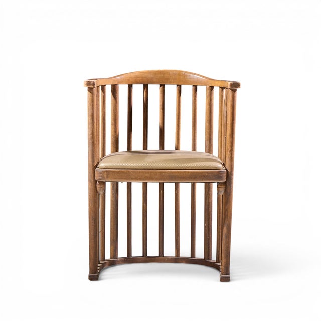 Mid 20th Century Josef Hoffmann No. 729/2f Bentwood Barrel Chairs - Set of 4 For Sale - Image 5 of 10