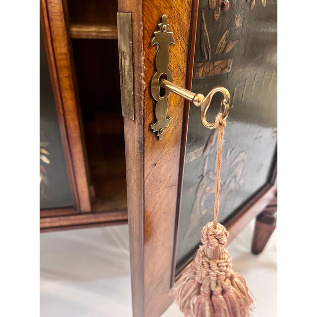 Antique 19th Century European Chinoiserie Server Cabinet With Phillips Auction Provenance For Sale - Image 4 of 18