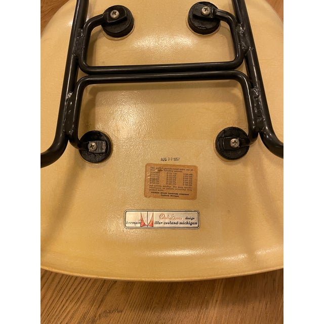 Cream Herman Miller Eames Vintage 1957 Arm Shell Chair For Sale - Image 8 of 12