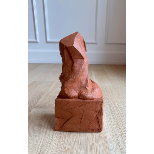 Contemporary Sueko Kawamura Signed Terracotta Abstract Figurative Sculpture, Cubist Style For Sale - Image 3 of 9