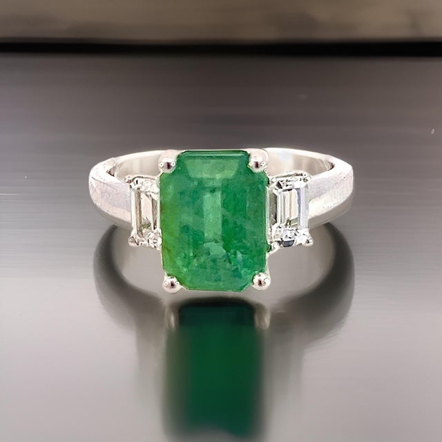 Green Natural Emerald Sapphire Ring 6.25 14k White Gold 3.49 TCW Certified For Sale - Image 8 of 14