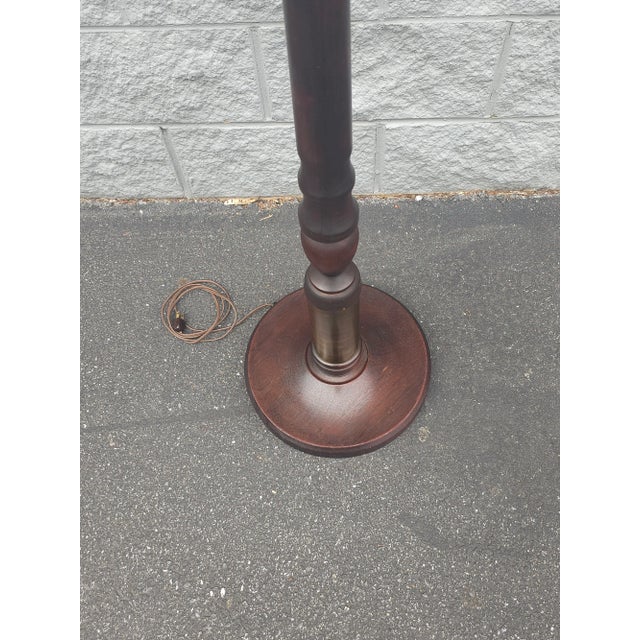 Wood Mid-20th Century Mahogany and Brass Inset Dual Lights Floor Lamp For Sale - Image 7 of 11