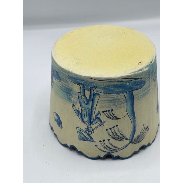 Metal Vintage Italian Hand-Painted Toleware Chinoiserie Monteith Cachepots - Set of 2 For Sale - Image 7 of 12