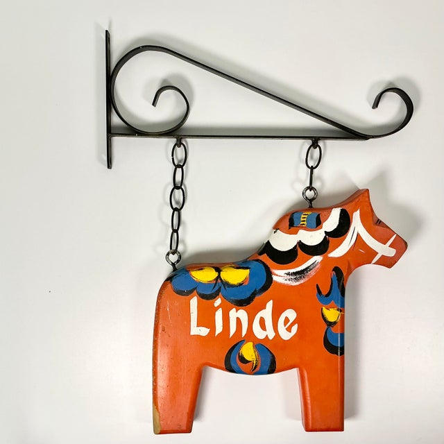 1970s Vintage Boho Chic Gustavian Swedish Dala Horse House Sign & Iron Bracket For Sale - Image 10 of 15