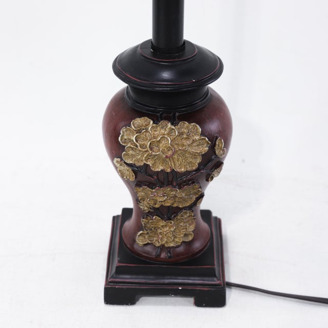 Black Pair of Vintage Black and Gold Chinoiserie Resin Accent Lamps For Sale - Image 8 of 14