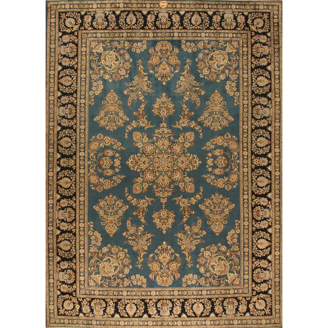 Middle Eastern Rug in Wool For Sale