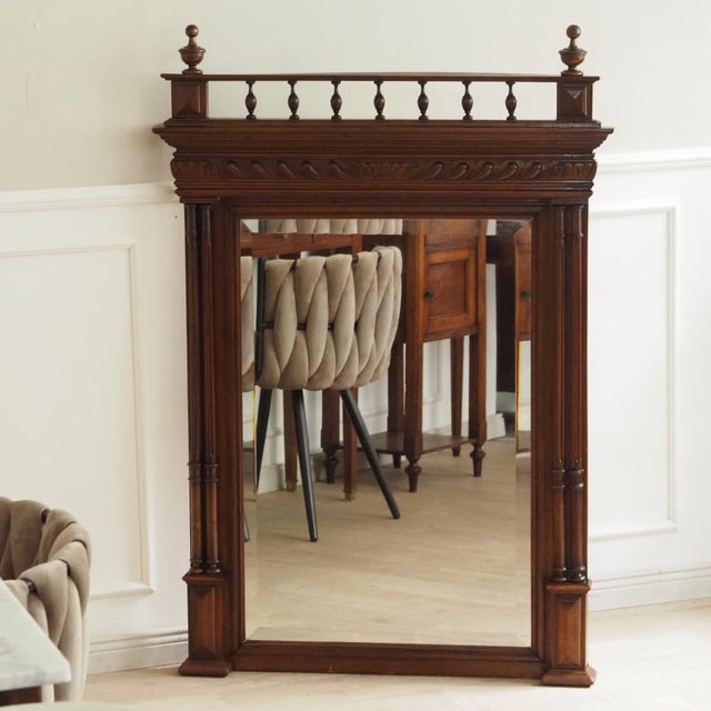 Large Neo-Renaissance Wall Mirror in Walnut, 1890 For Sale - Image 10 of 10