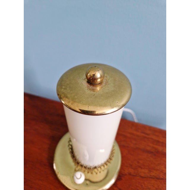 Mid-Century Modern Bedside Lamps in Brass and Cream Opaline Glass, 1950, Set of 2 For Sale - Image 10 of 16