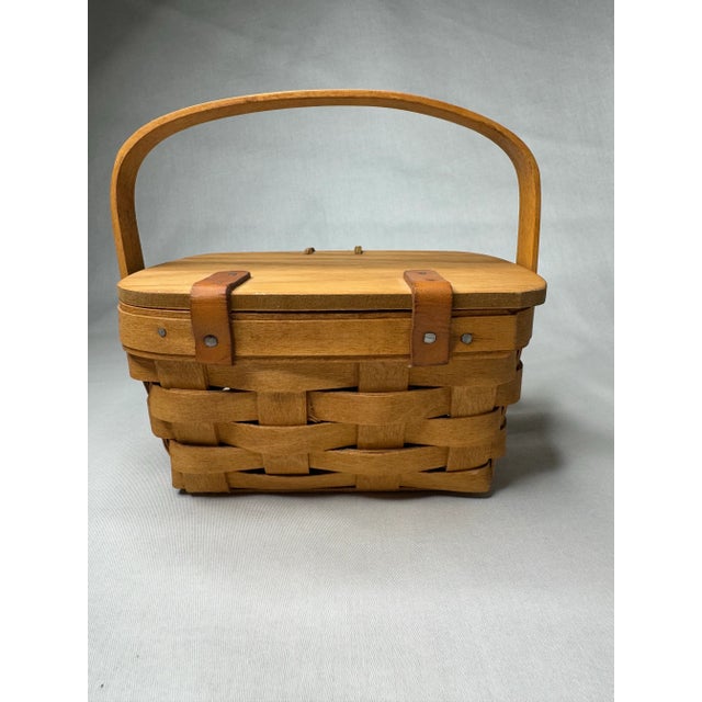 Arts & Crafts Longaberger Handwoven Lidded Basket For Sale In Houston - Image 6 of 12