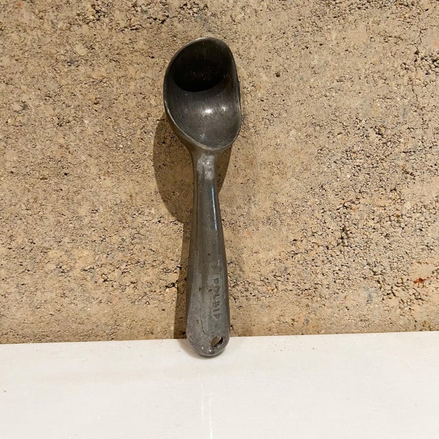 Metal 1950s Best Original Roldip Ice Cream Scoop For Sale - Image 7 of 11