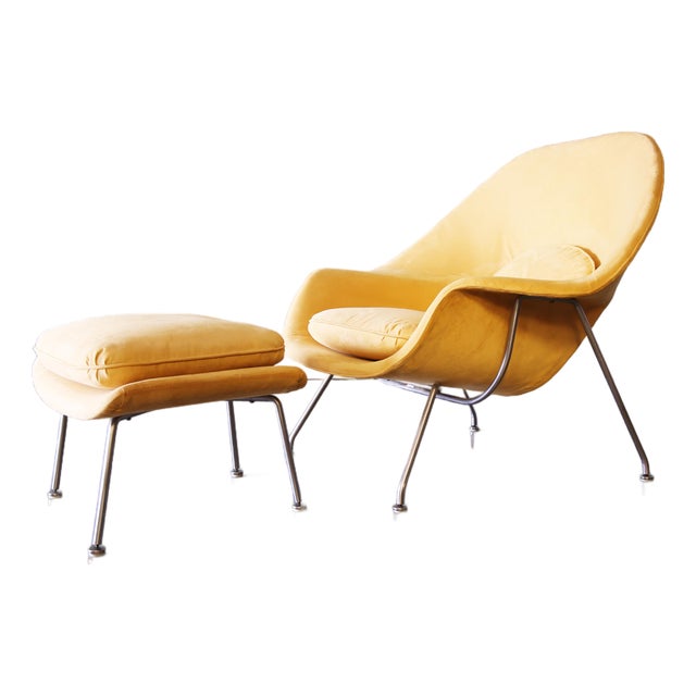 1960s Knoll Womb Chair and Ottoman Designed by Eero Saarinen Mid Century Modern, Attributed For Sale
