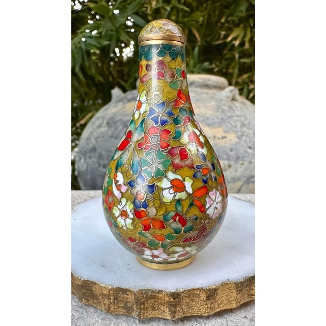 Chinese Antique Floral Cloisonné Snuff Bottle With Stopper & Spoon For Sale - Image 3 of 12