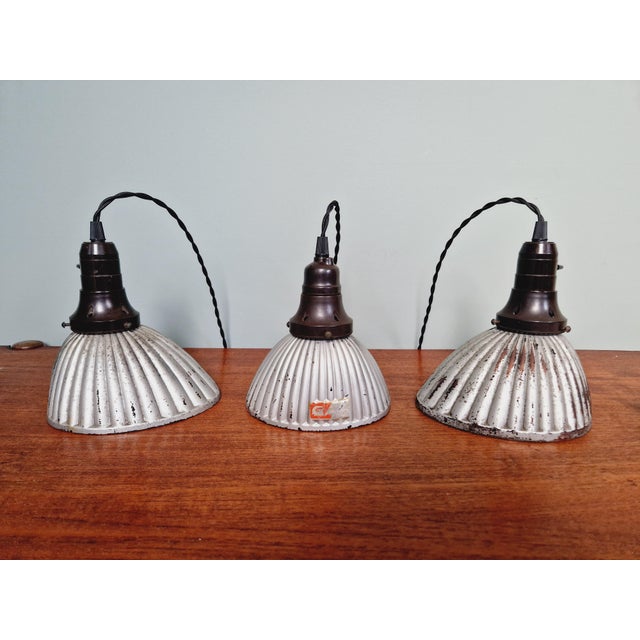 Gal Pendant Lights in Mercury Glass, 1930s, Set of 3 For Sale - Image 6 of 18