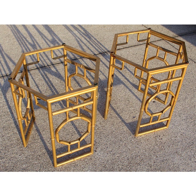 Vintage Hollywood Regency Gold Gilt Metal Chinoiserie Side Tables – Pair For Sale - Image 4 of 15