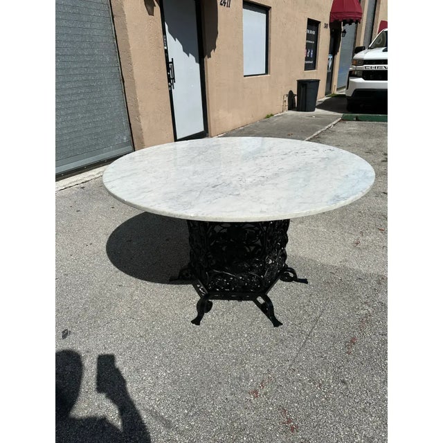 1940s French Art Deco Cast Iron Base Round Carrara Marble Top Dining Table For Sale - Image 9 of 13