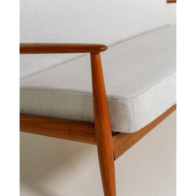Grete Jalk Model 118 Sofa by Grete Jalk for France & Daverkosen, 1950s For Sale - Image 4 of 13