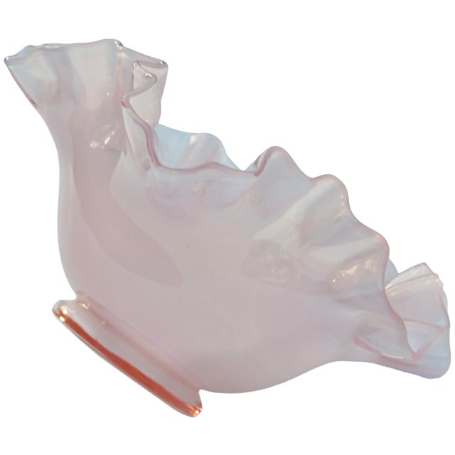 Mid 20th Century Handmade & Ruffled Americana Art-Glass Bowl Accent For Sale In New York - Image 6 of 6